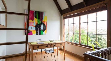 Cute sunny two storey cottage - Photo 5