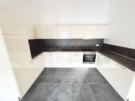 8243 PINGGAU | BALKONTRAUM | HELLE 2 ZIMMER | AUTOSTELLPLATZ INKLUSIVE | OPTIMALE RAUMAUFTEILUNG | TOPLAGE - Photo 3