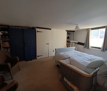 High Street, Colchester, Kelvedon - Photo 1