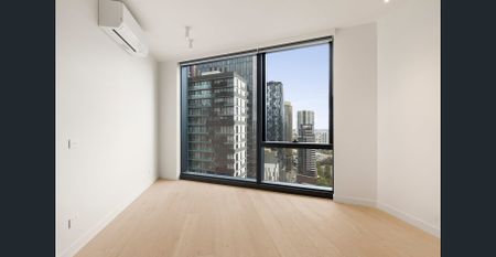 Premium Two-Bedroom Apartment in Brand New Queensbridge Tower - Photo 2