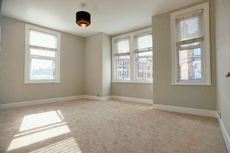 4 Bed End Terrace, Longhurst Road, SE13 - Photo 4