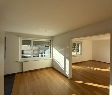 "Ruhige 3.5-Zimmer-Wohnung in Toplage: Urban Living trifft Naturidy... - Photo 4