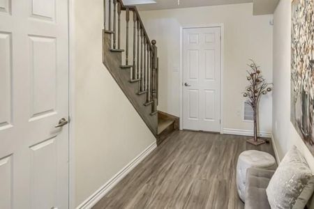 For Lease - 683 LAKING Terrace, Milton, Ontario - Photo 3