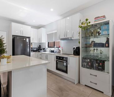 Neat Two Bedroom Granny Flat - Photo 2