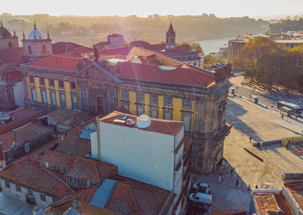 T1 Mobilado e Equipado no Coração do Porto