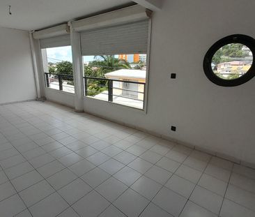 Location appartement 2 pièces, 60.00m², Fort-de-France - Photo 4