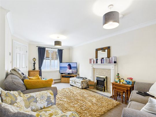 Admirals Walk, Wivenhoe, Colchester, Essex, CO7 9SZ - Photo 1