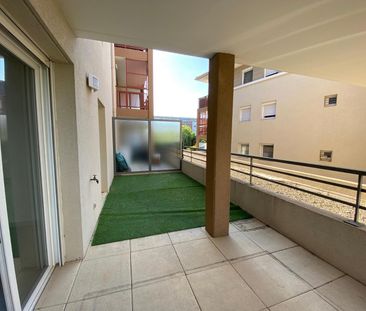 Location Appartement 2 pièces 48m² PUGET SUR ARGENS 83480 - Photo 3