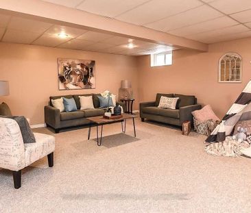 For Lease - 23 Woodsview Avenue, Grimsby, Ontario - Photo 3