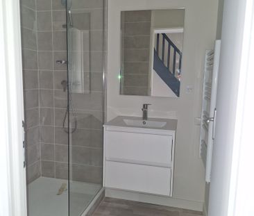 Location Appartement 4 pièces 60m² ST SORLIN DE VIENNE 38200 - Photo 3