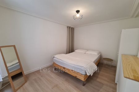 Location appartement 2 pièces 27 m² Le Beausset - Photo 3
