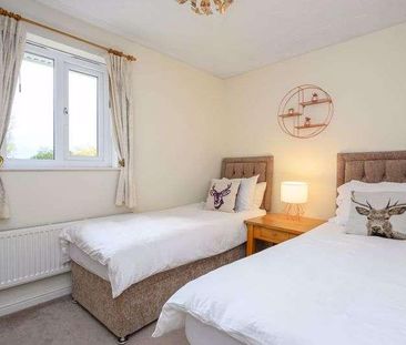 Swan Walk, Shepperton, TW17 - Photo 4