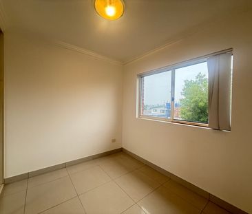 Modern 4 Bedrooms Luxury Duplex for Lease – Prime Bexley Location - Photo 3