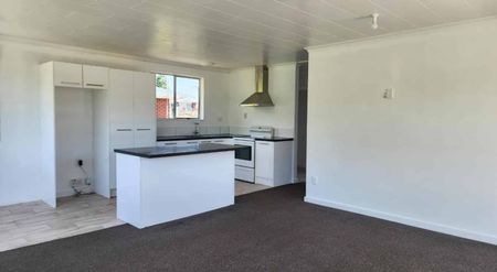 Ideal Family Home- Convenient Location - Photo 4