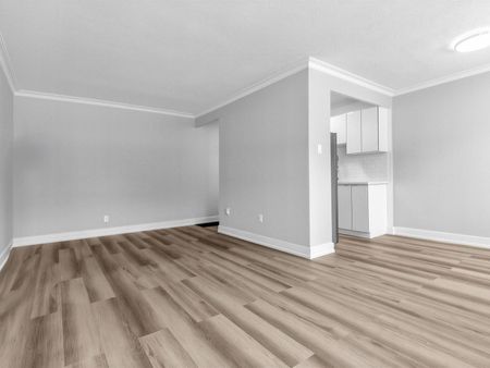 For Lease - 1243 Broadview Avenue Unit# 2, Toronto, Ontario - Photo 3