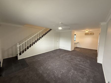 5/111 Hobart Rd, 2305, New Lambton - Photo 3