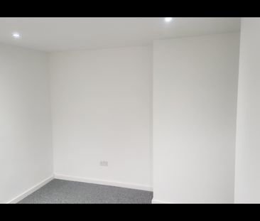 3 Bed Semi-Detached House, Four Acres, BS13 - Photo 3