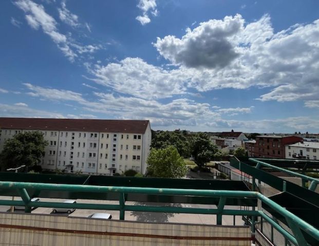 Barrierefreie 2-Raum Wohnung mit Einbauküche und Aufzug - Foto 1