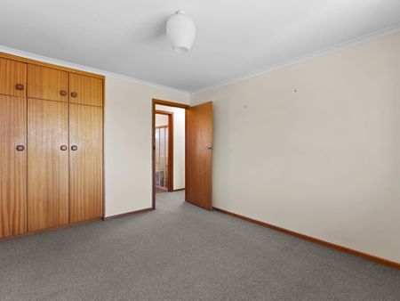 107 Brebner Drive, West Lakes - Photo 3