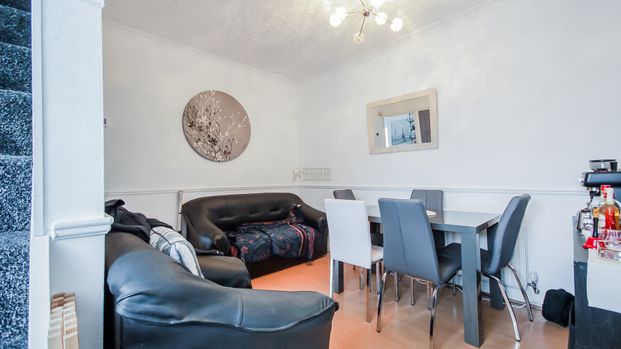 4 Reservoir Road - Photo 1