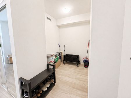 For Lease - 4675 Metcalfe Avenue Unit# 1706, Mississauga, Ontario - Photo 5