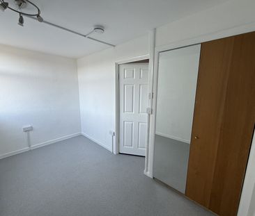 4 Bed Terraced House, The Common, E15 - Photo 3