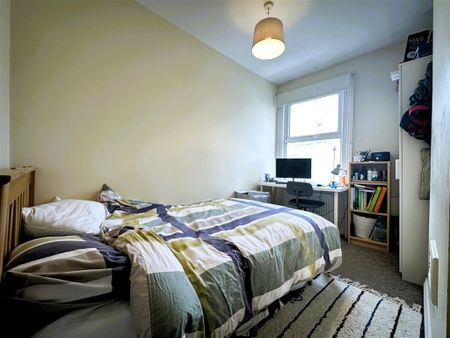 3 bedroom terraced house to rent - Photo 4