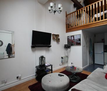 Studio to rent - Photo 6