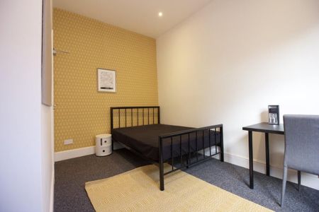 6 bedroom apartment to rent - Photo 3