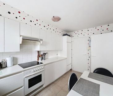 Ruim hoekappartement op de Graaf d'Ursellaan - Foto 4