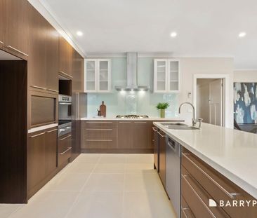 Charming Weatherboard Living with Timeless Character. - Photo 6