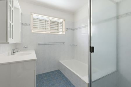 44 Bevlin Court, Albany Creek QLD, Belconnen - Photo 5