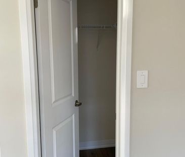 For Lease - 1593 Rose Way Unit# 101, Milton, Ontario - Photo 2