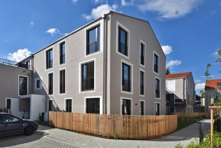 Einmaliger Neubau direkt am Marktplatz von Grafing! Zwei Zimmer mit großer Dachterrasse - Photo 2