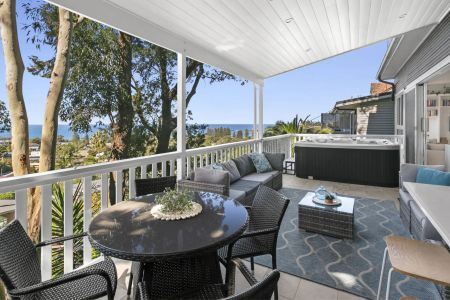 Elegant Coastal Cottage With Expansive Beach Views - 3 month lease only - Photo 5