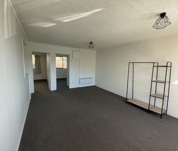 First Week Free Rent In Mt Victoria! - Photo 4
