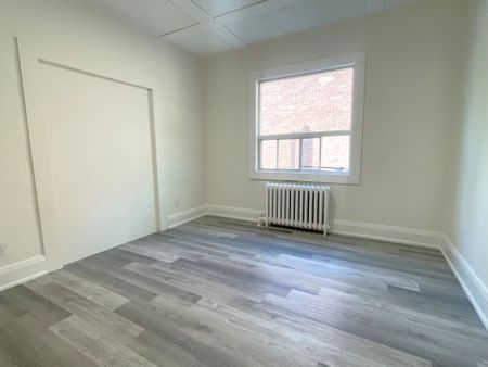 For Lease - 167 Barker Avenue Unit# Main, Toronto, Ontario - Photo 3