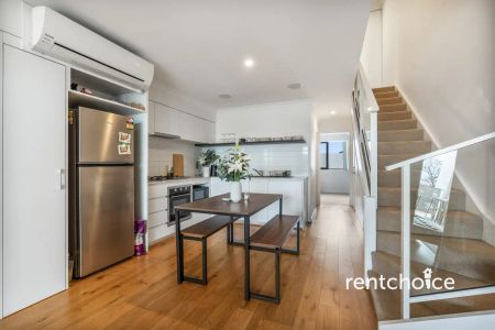 “Modern 2-Bed, 2-Bath Apartment in Canning Vale” - Photo 5