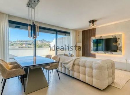 Alquiler de chalet adosado en Calle Ágata - Photo 2