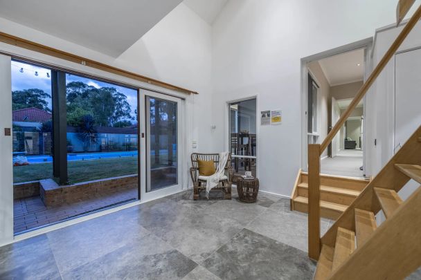 Stylish and Convenient Living in Premium Yarralumla - Photo 1