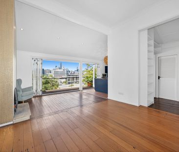 Two bedroom unit with unparalleled views - Photo 1
