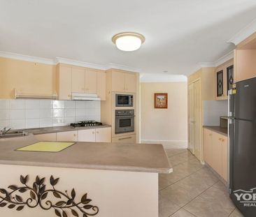 Spacious Family Living in Sought-After Middle Ridge - Photo 6