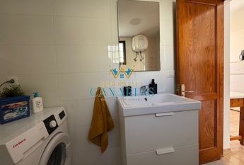 Puerto Rico, Canary Islands 35130