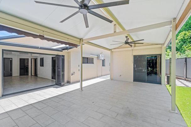 Beautiful family home with solar, batteries + powered shed - Photo 1