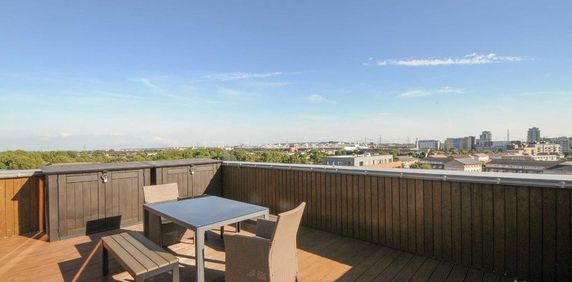 2 bedroom flat to rent - Photo 2