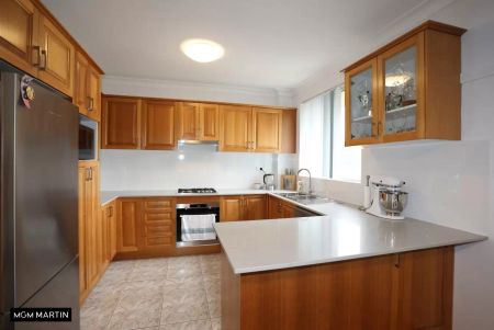 MGM MARTIN – TOP FLOOR 3-BEDROOM APARTMENT - Photo 5