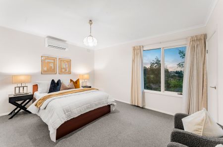 Peaceful Family Retreat in the Heart of Templestowe - Photo 5