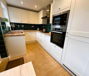 2 bedroom terraced house to rent - Photo 1