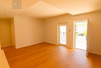Apartamento T1+1 em Setúbal