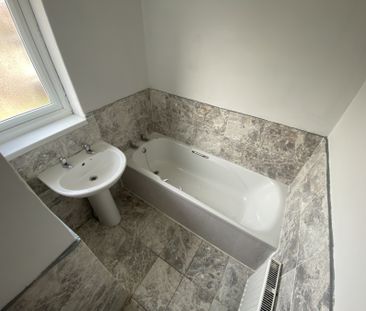 Waterworks Street, Immingham - Photo 6